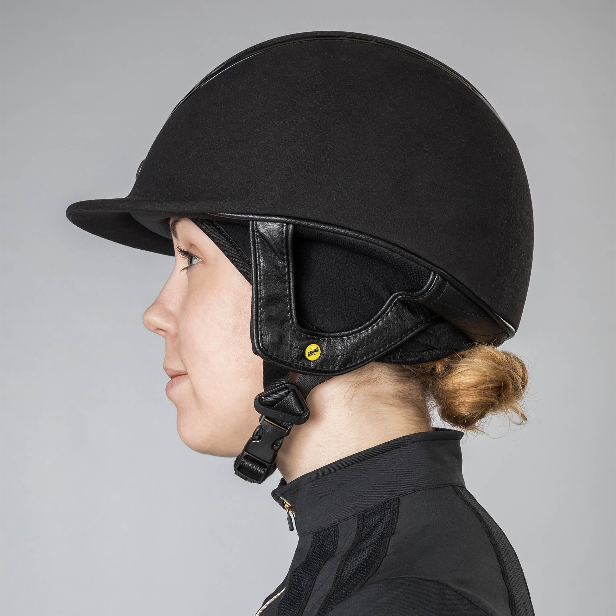 Back on Track Hjälmmössa – Svart