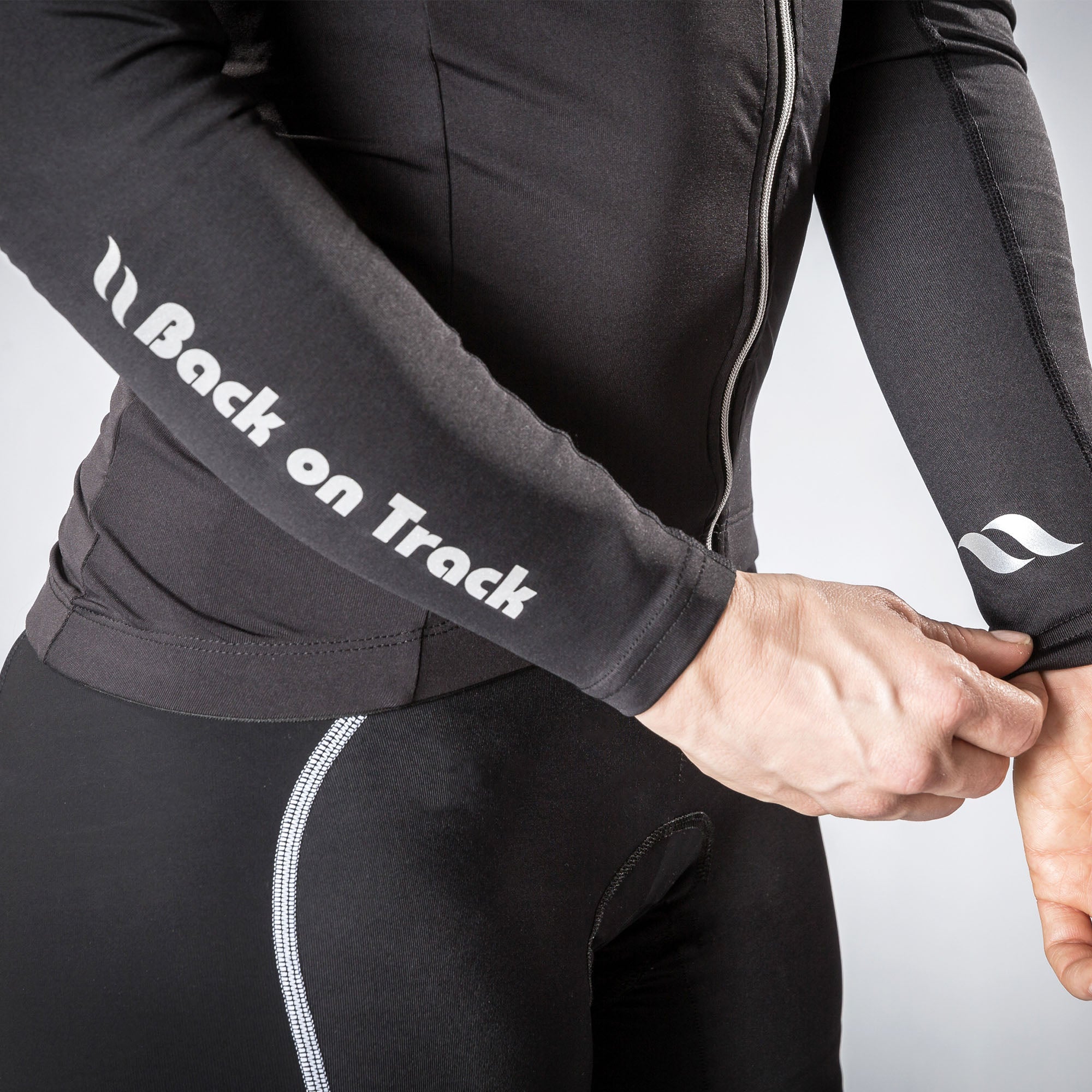 Back on Track Armvärmare – Svart