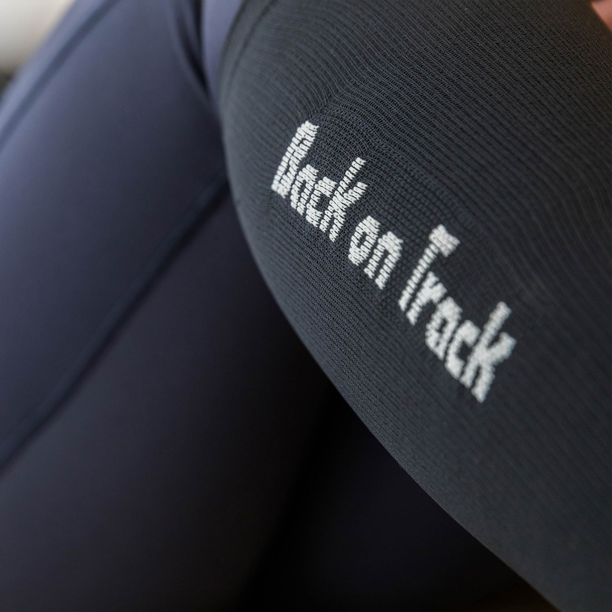 Back on Track Noah Knästrumpor Bred Vad – Svart