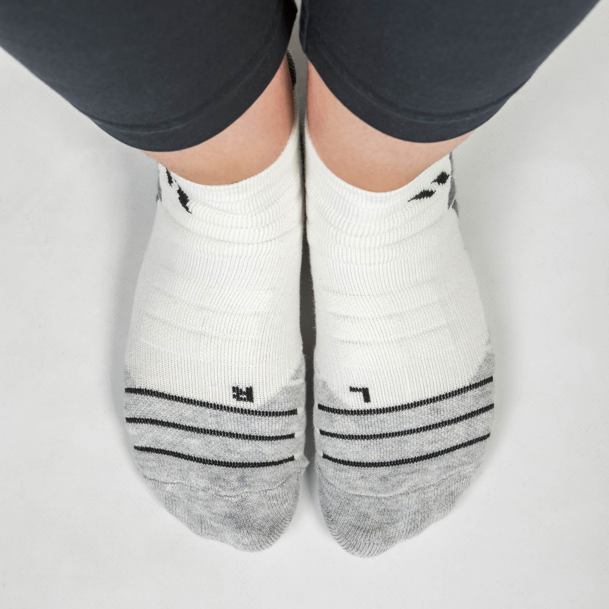 Back on Track Ankelstrumpor modell Aspen – Vit