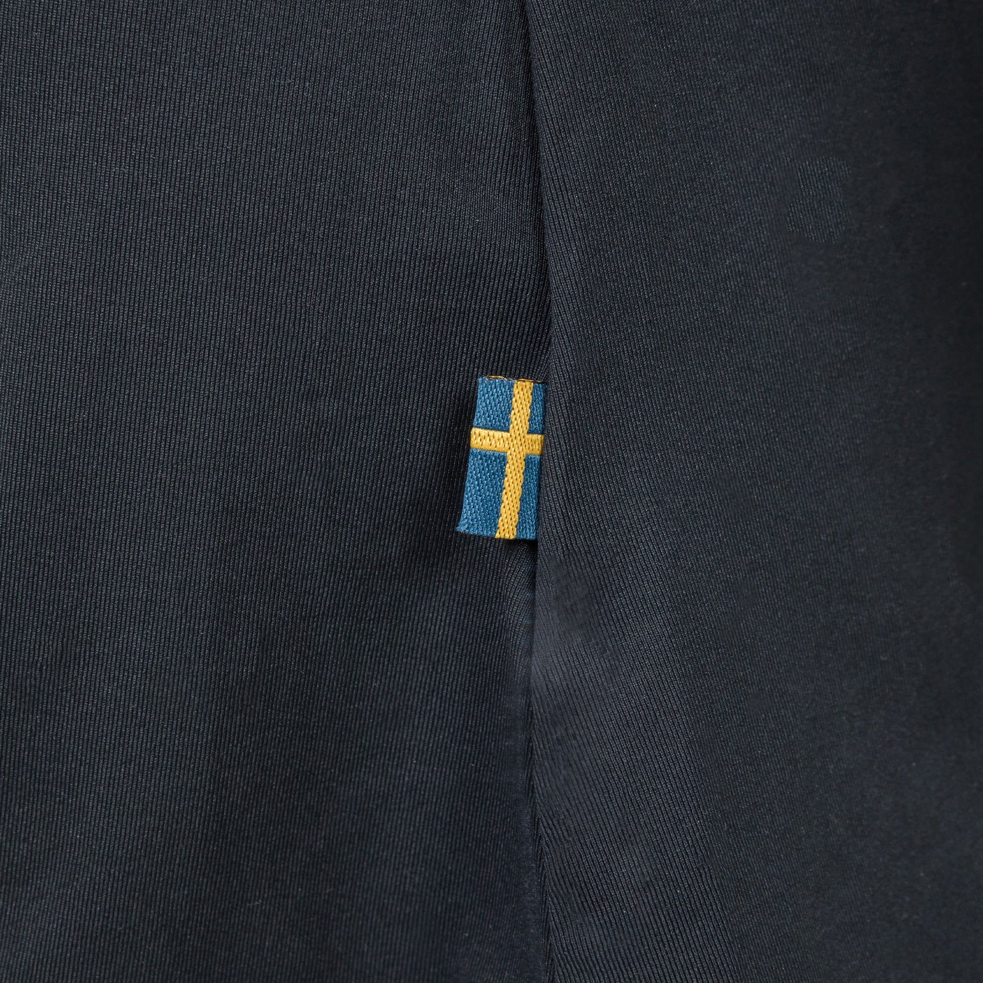 Back on Track Inez T-shirt – Svart