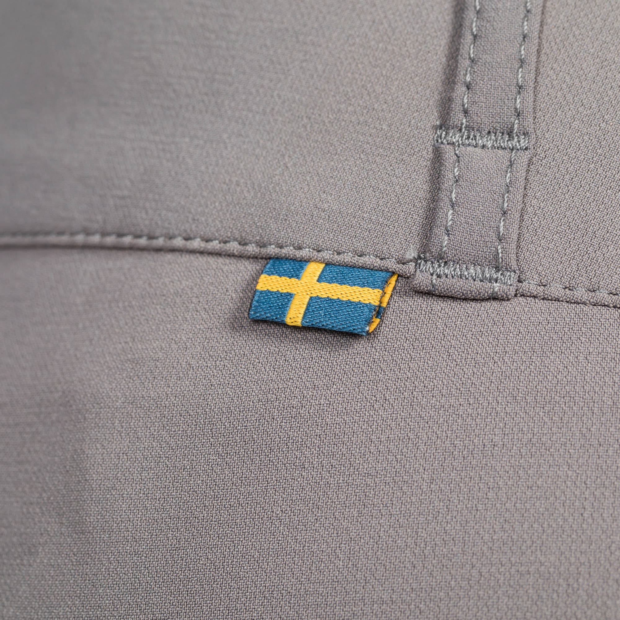 Back on Track Julia Ridbyxor Knäskodda – Grå