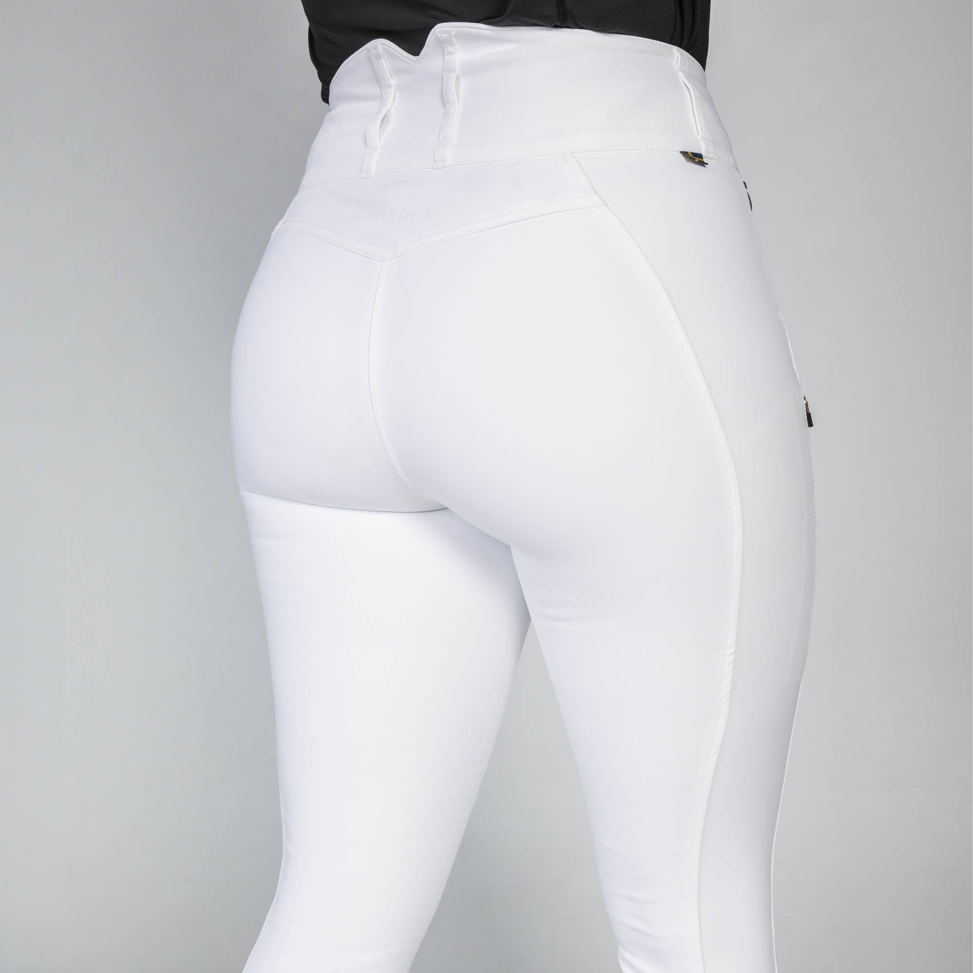 Back on Track Julia Ridbyxor Knäskodda – Vit