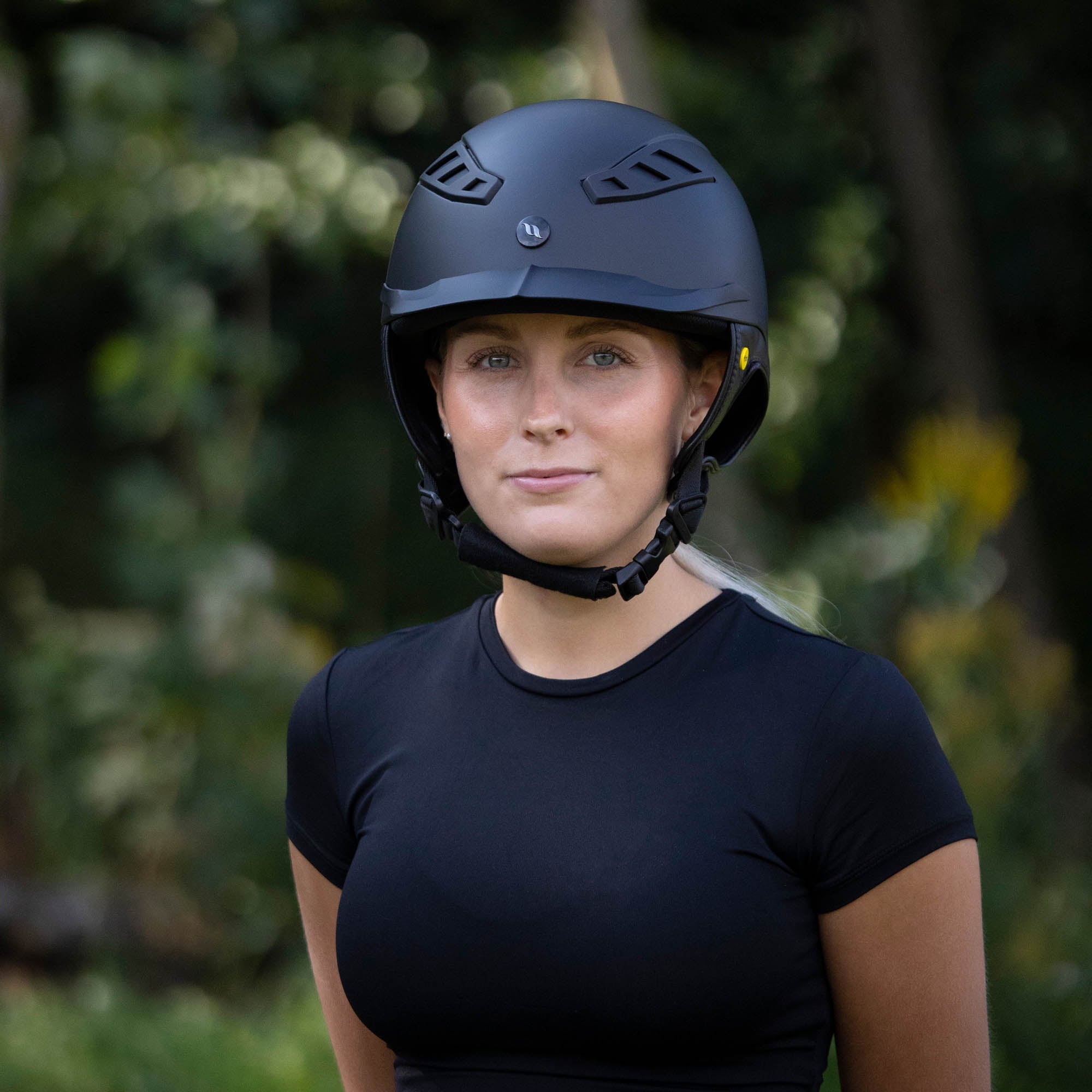 Back on Track MIPS Lynx II Smooth Top – Svart