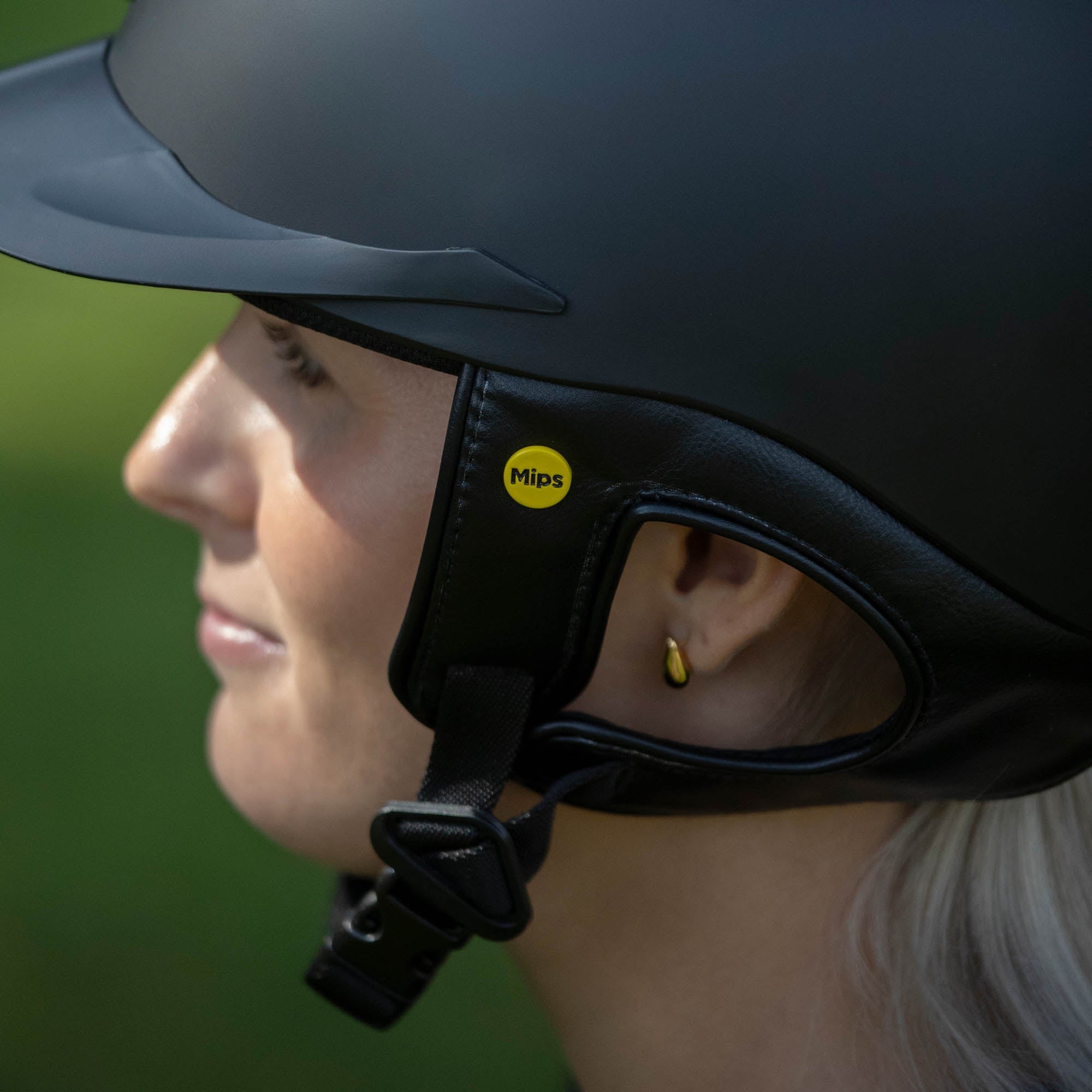 Back on Track MIPS Lynx II Smooth Top – Svart