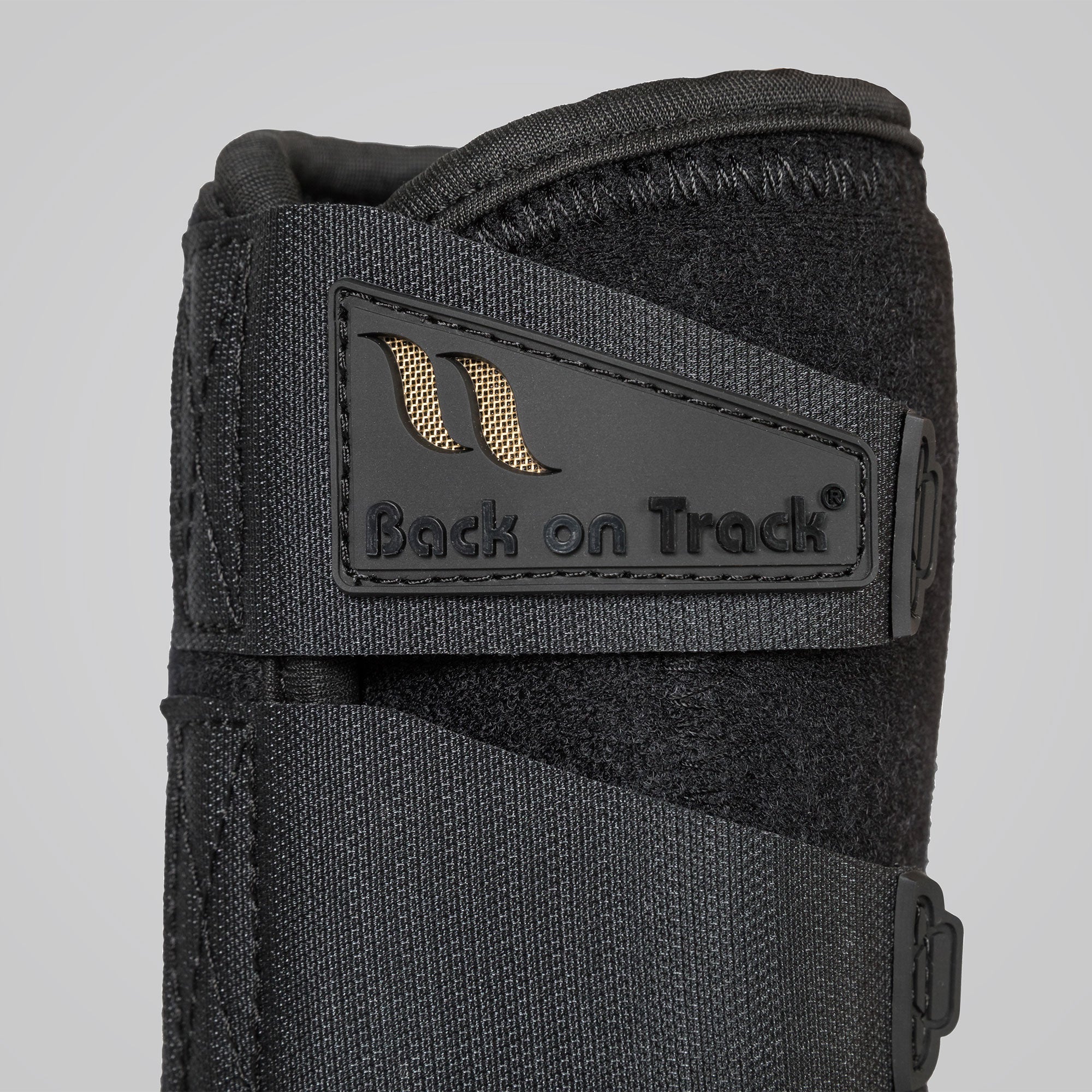 Back on Track Airflow Exercise Boots – Svart