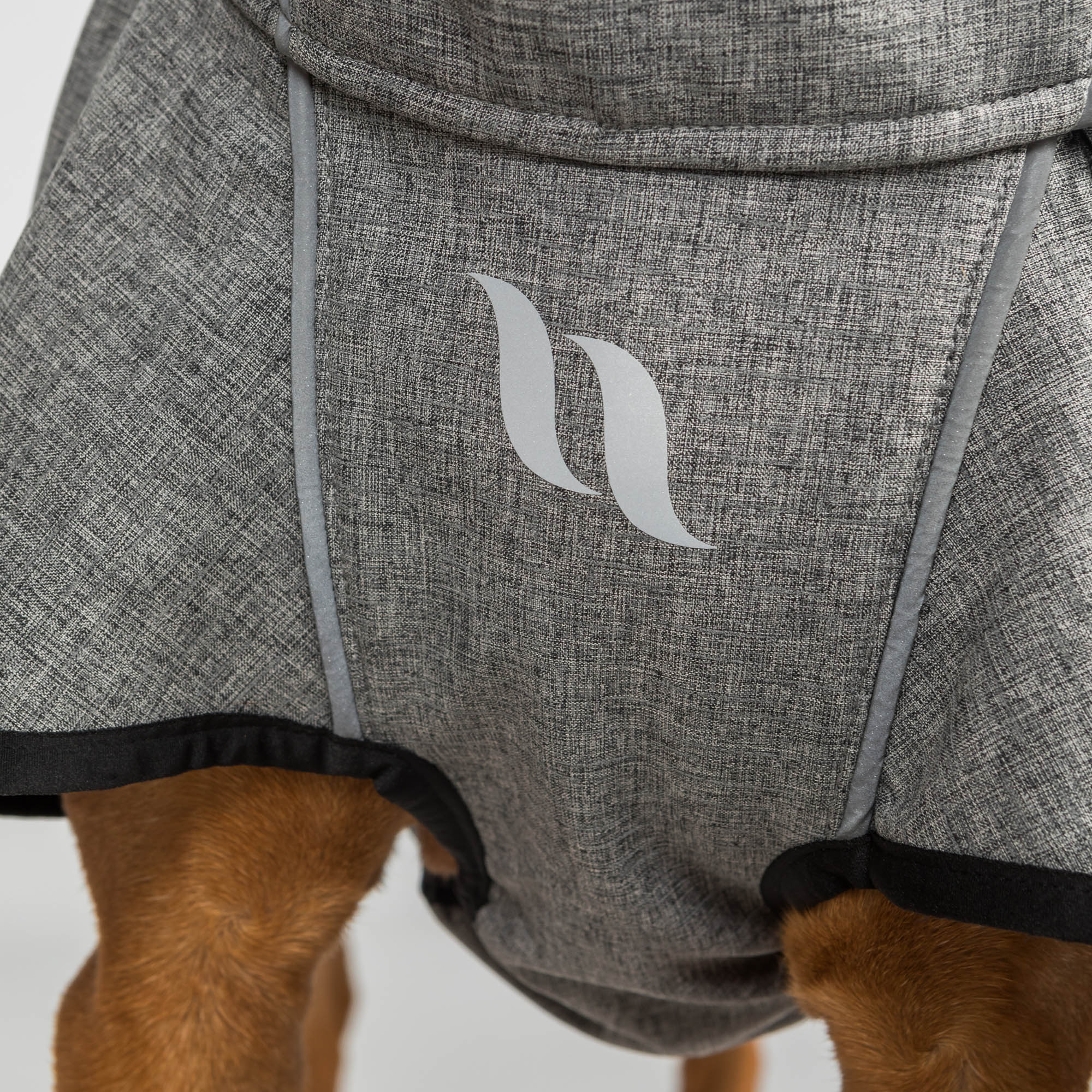 Back on Track BARK Softshelltäcke Högt slut – Grå