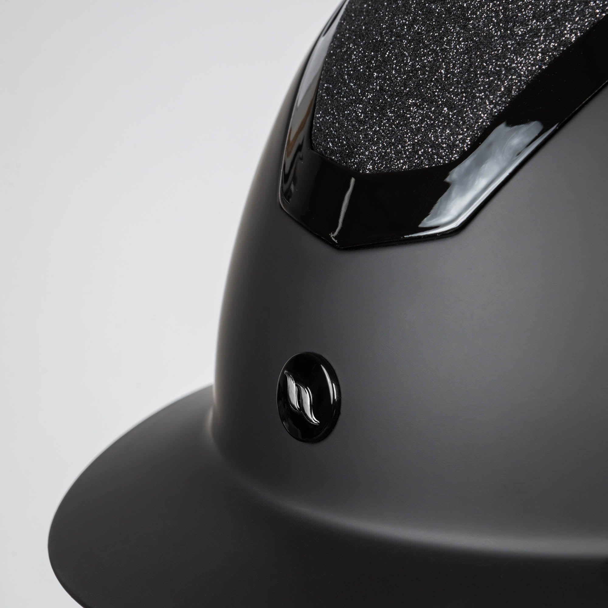 Back on Track Caracas Ridhjälm