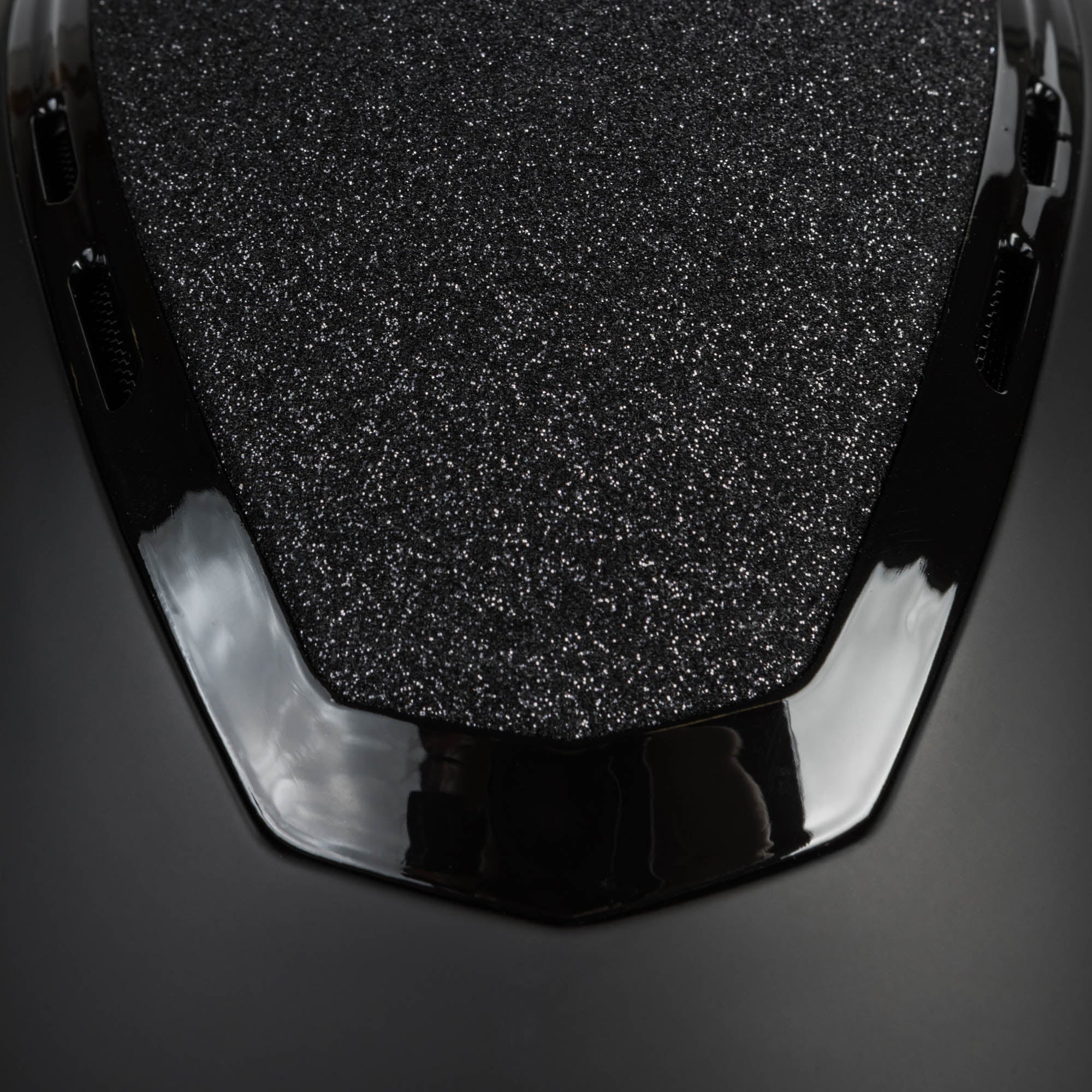 Back on Track Caracas Ridhjälm