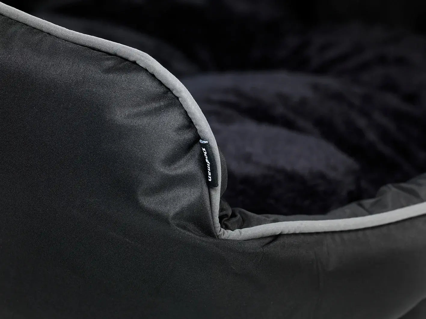 Dogman Buddy Oval Hundbädd - Svart