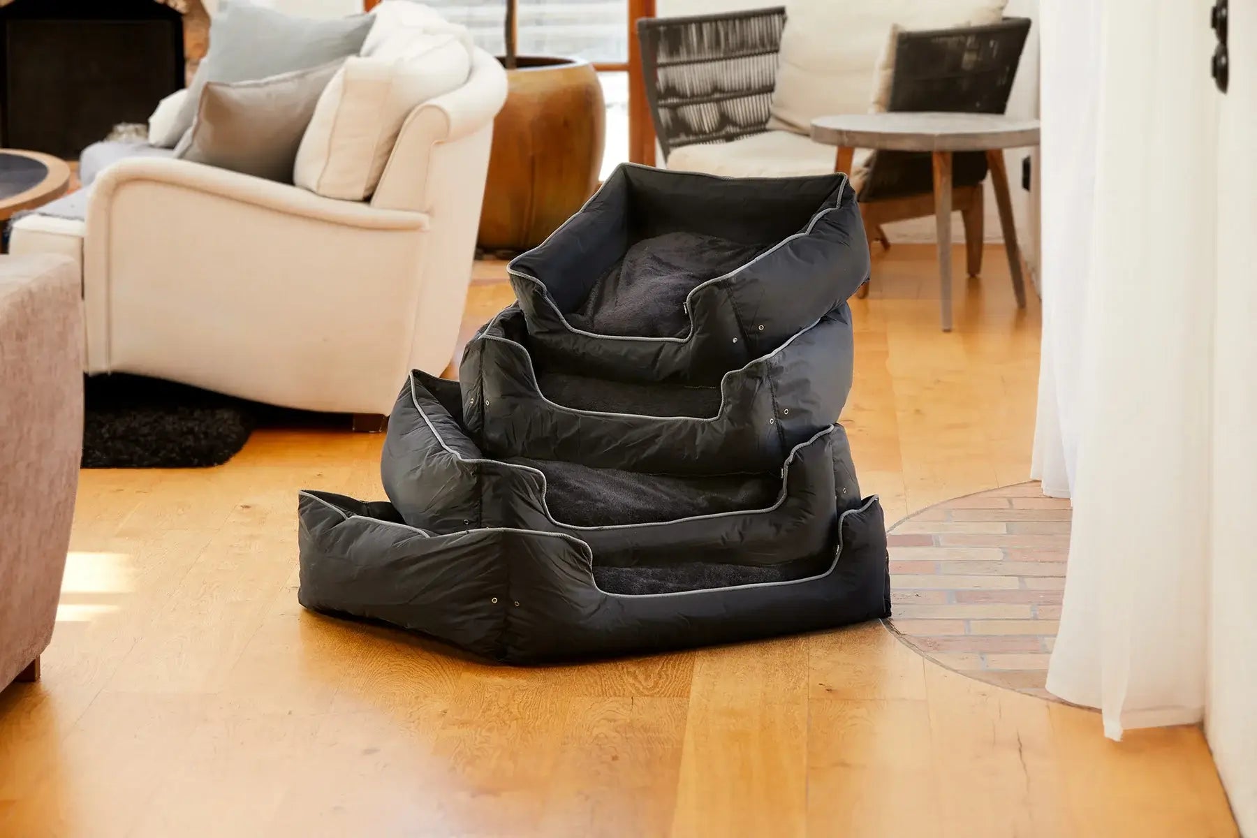 Dogman Buddy Rektangulär Hundbädd - Svart