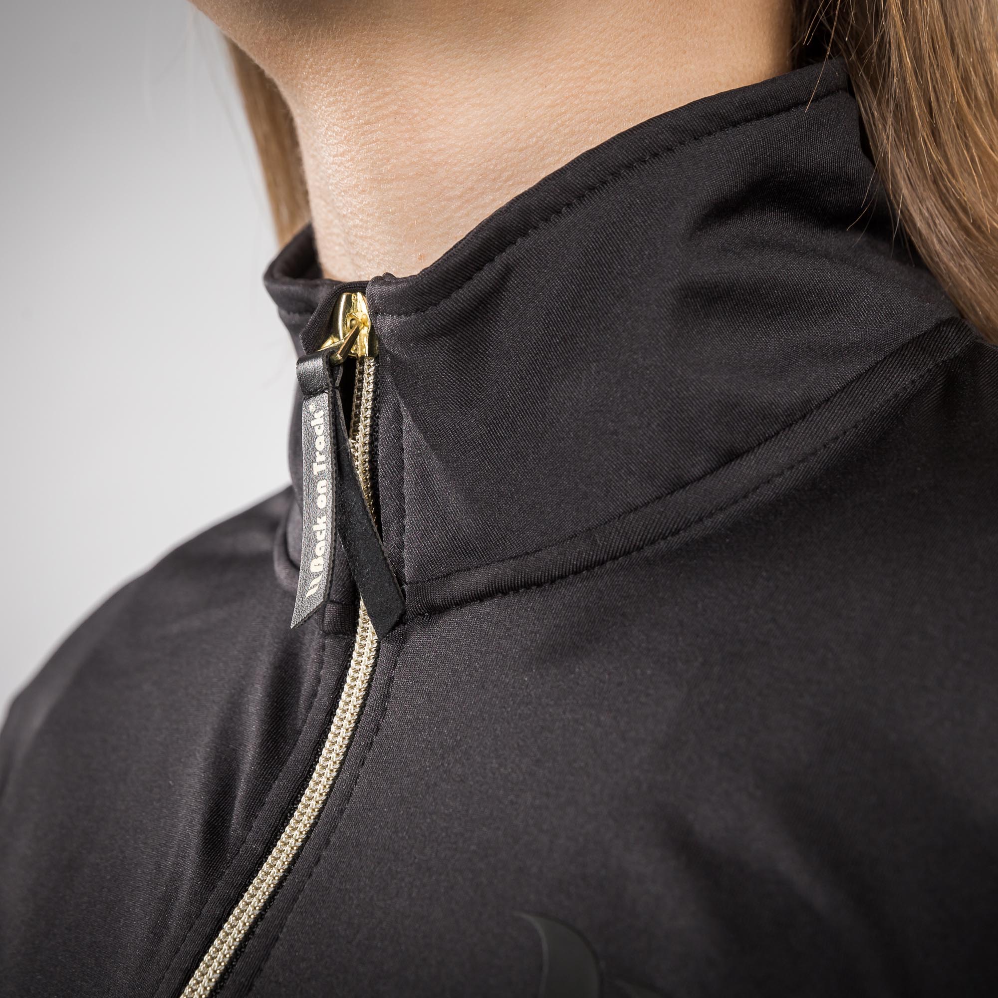 Back on Track Athena Tröja Dam – Svart