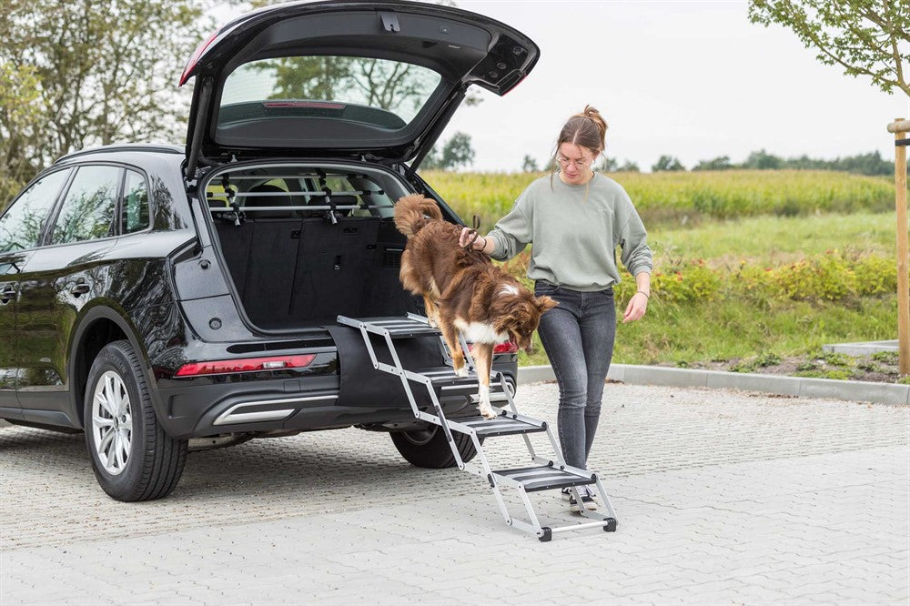 Trixie Trappa 4-stegs hopfällbar alu b:37 h: till 70 djup: till 160cm