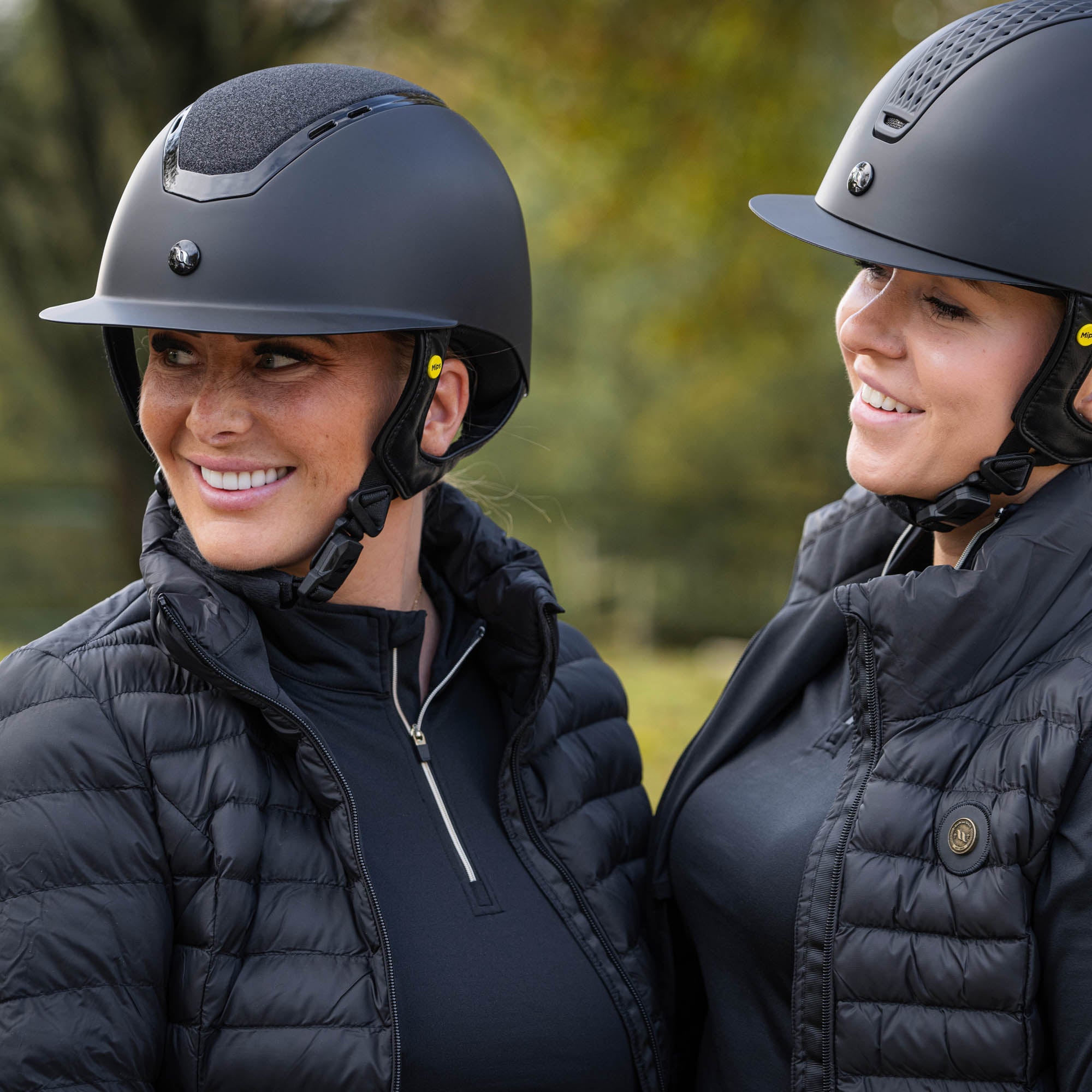 Back on Track Caracas Ridhjälm