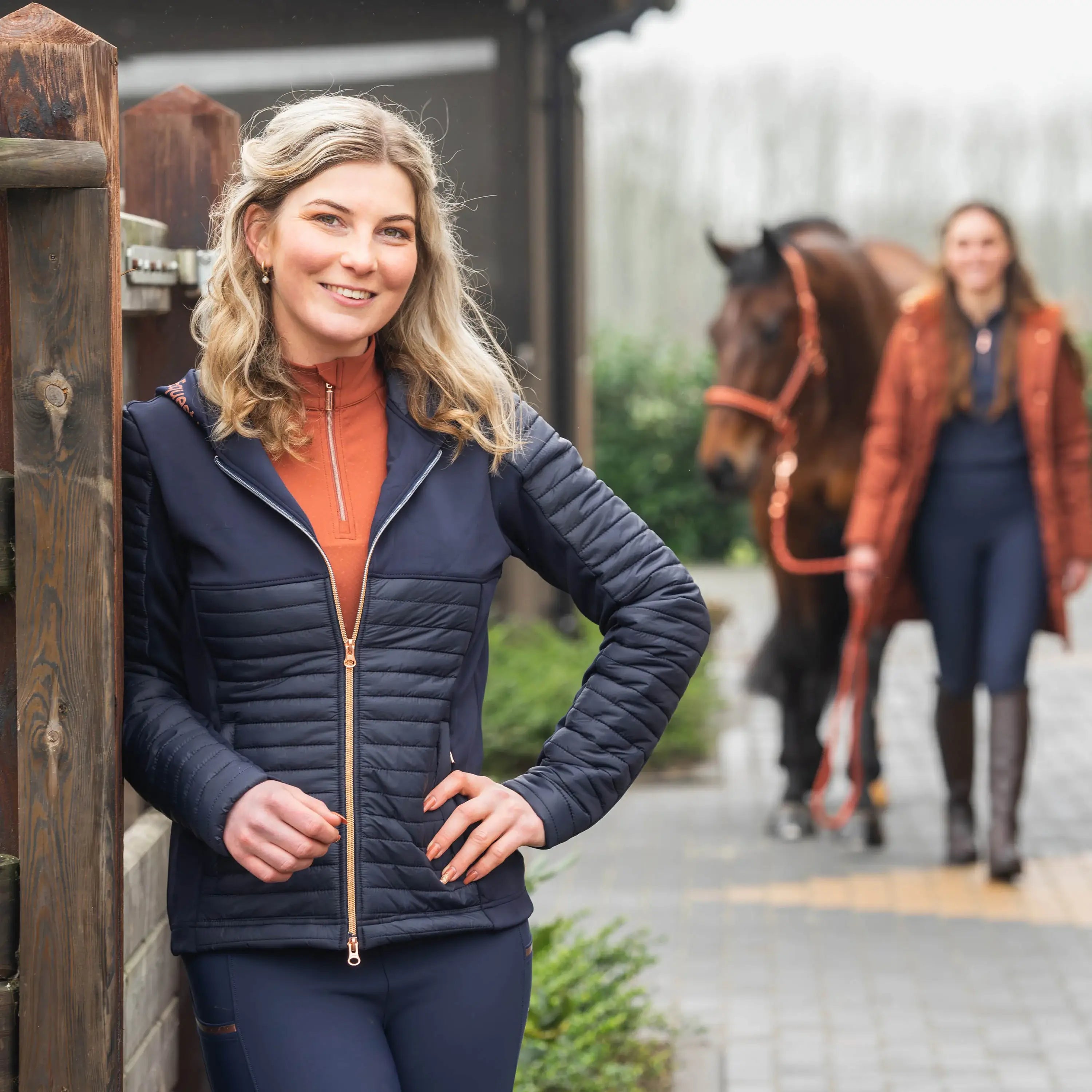 Horka Equestrian Pro pufferjacka Magnificent - Marinblå