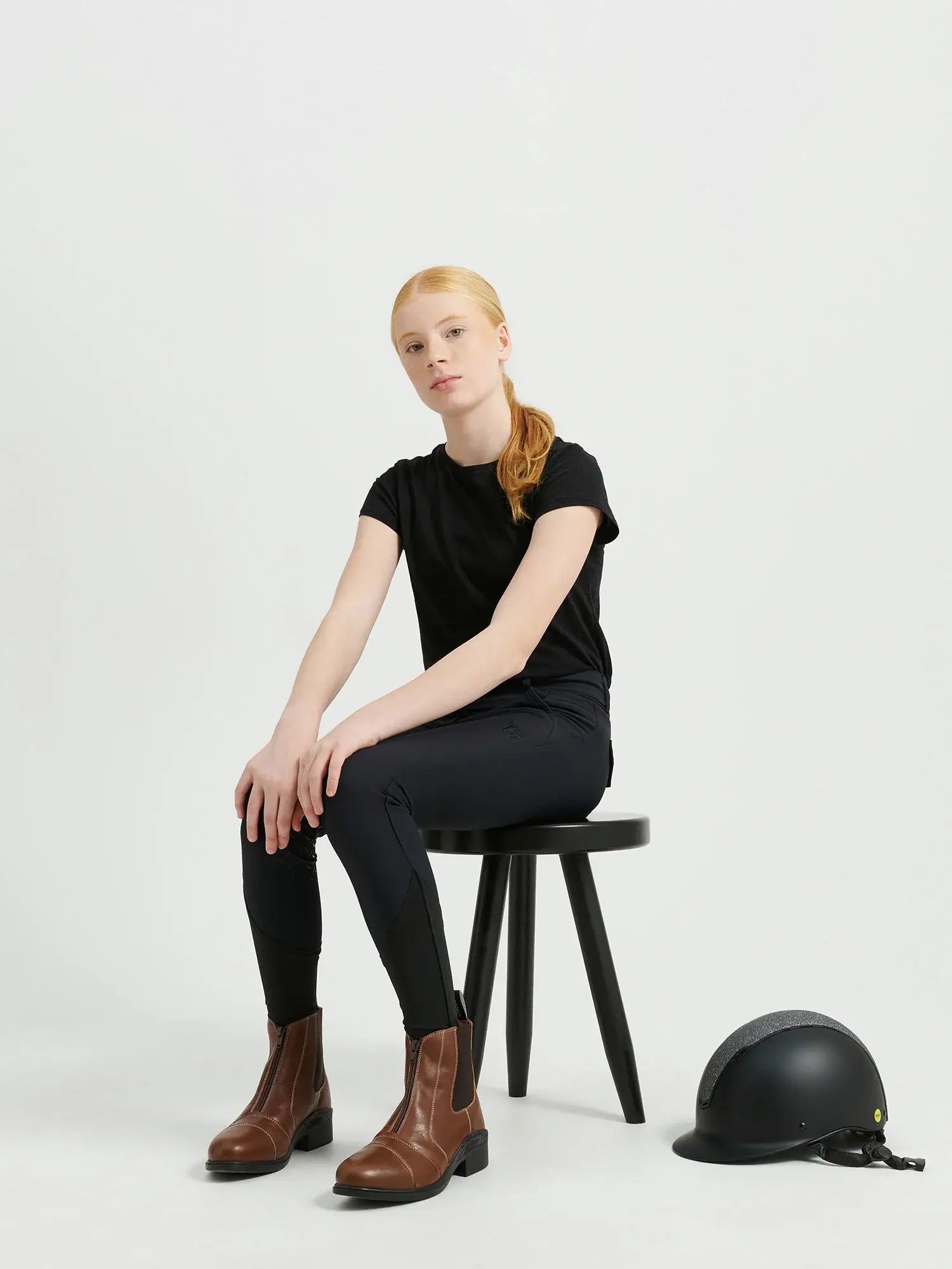 Jacson Rigmor Ridbyxa Knäskodd Junior - Svart