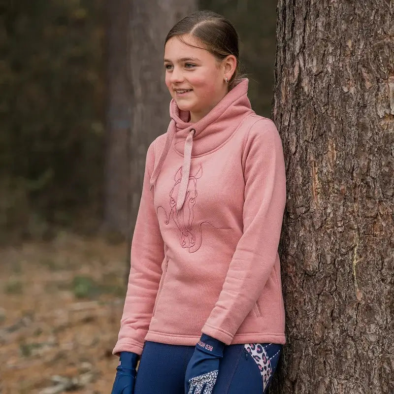 Red Horse Hoodie Cozy Barn - Rosa med häst