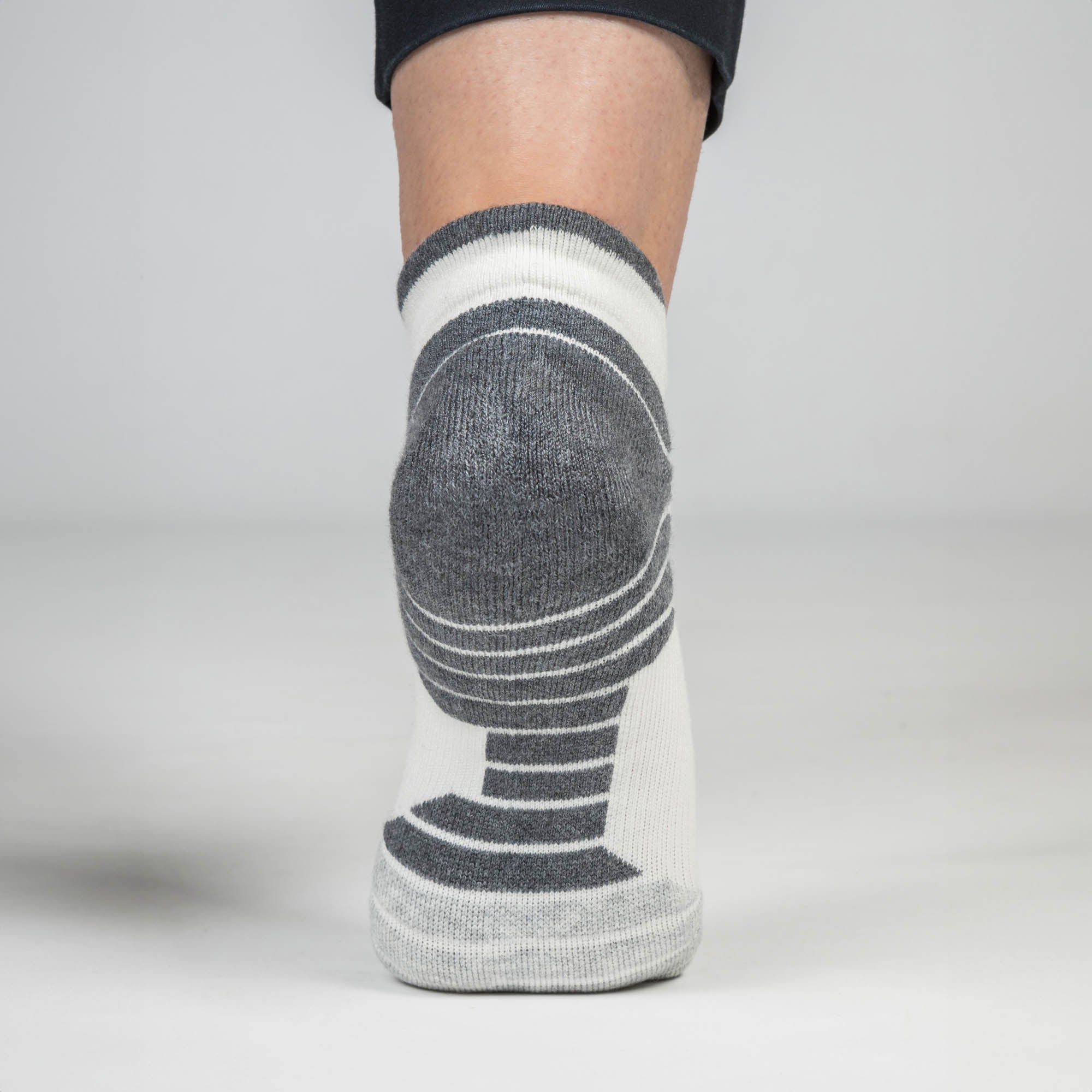Back on Track Ankelstrumpor modell Aspen – Vit