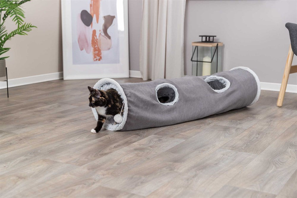 Trixie Harvey kattunnel i plysch ø 27×116 cm - Grå