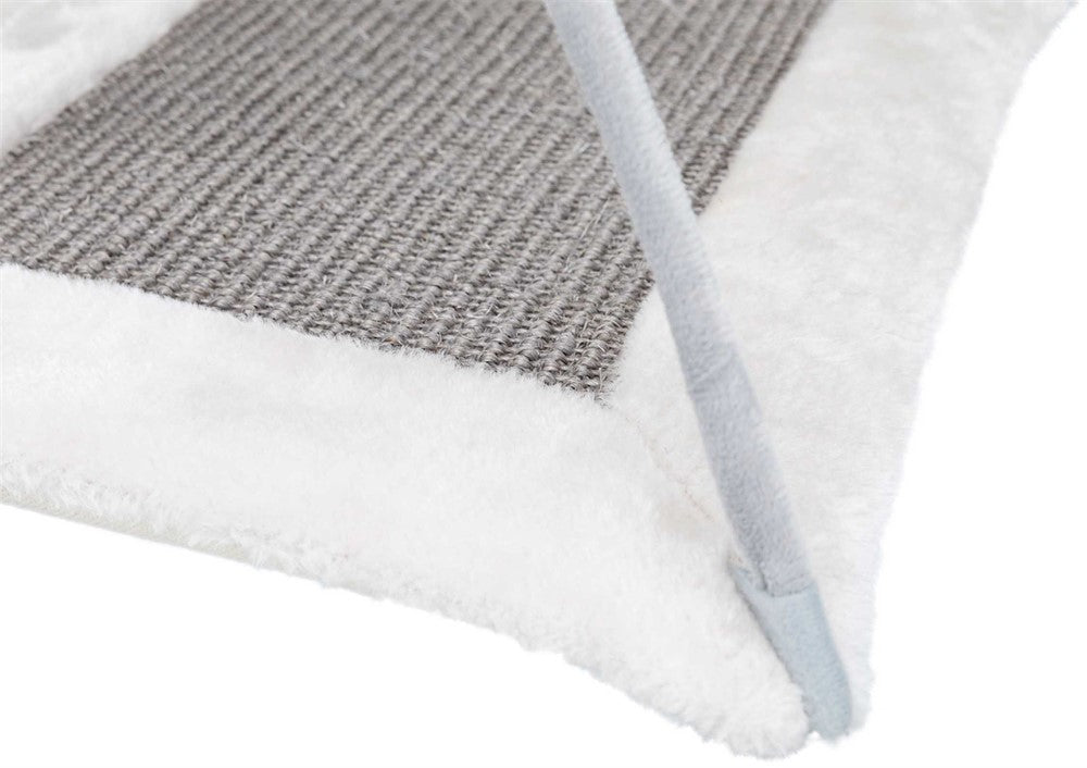 Trixie Junior klösmatta med leksaker i sisal 60×33×42 cm- Grå