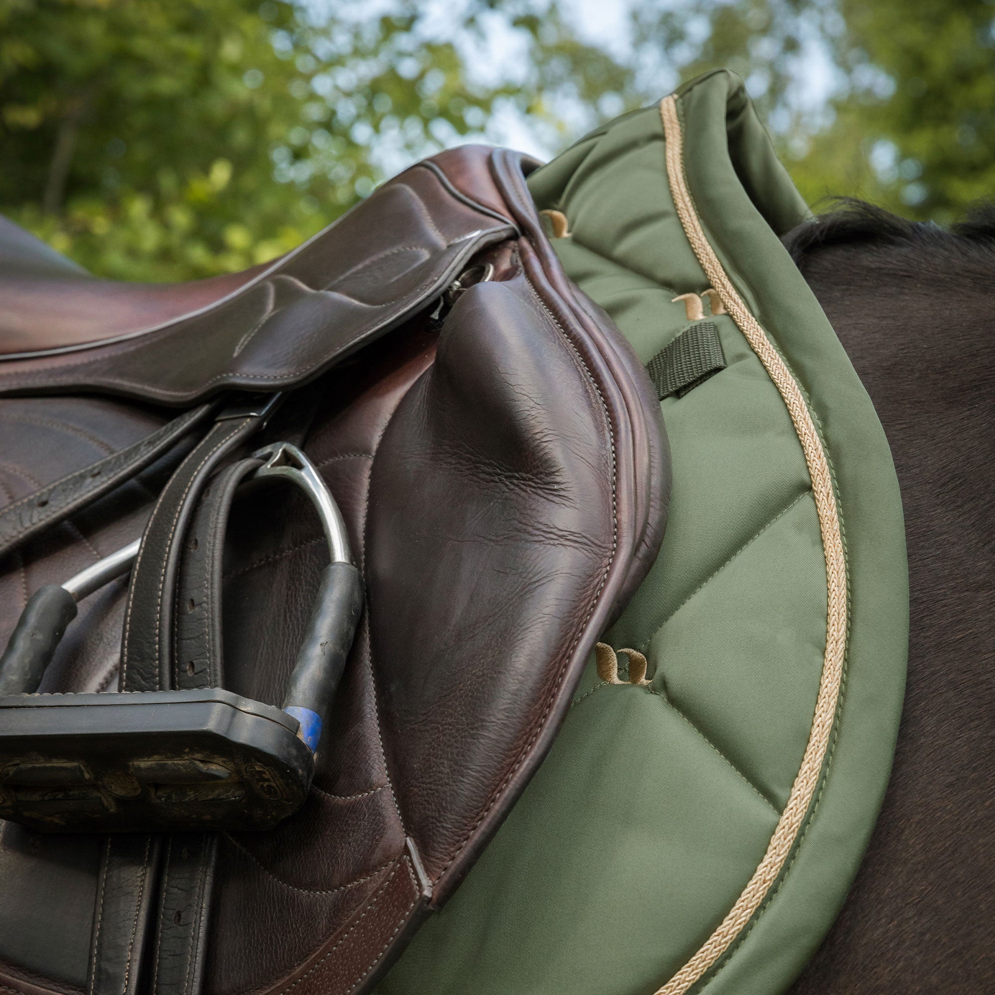 Back on Track Nights Collection Schabrak Hopp – Olivgrön