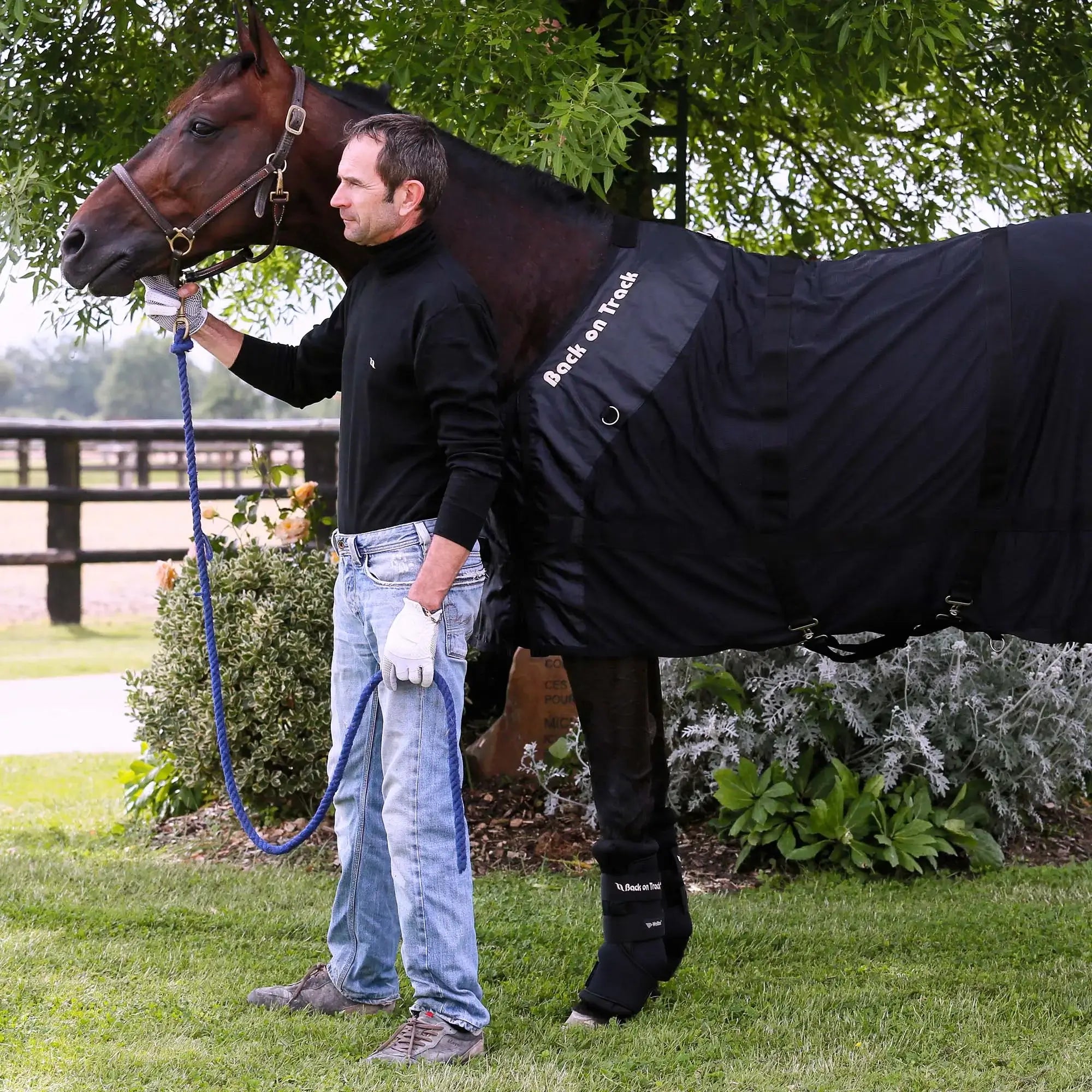 Back on Track Ytterhölje till Royal Quick Wraps – Svart