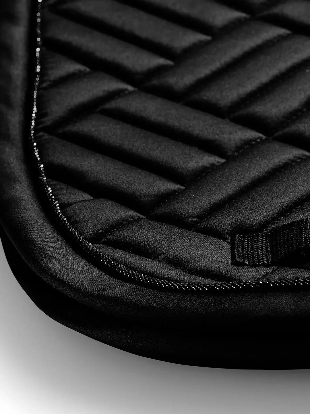Equestrian Stockholm Dressyrschabrak - Modern Black